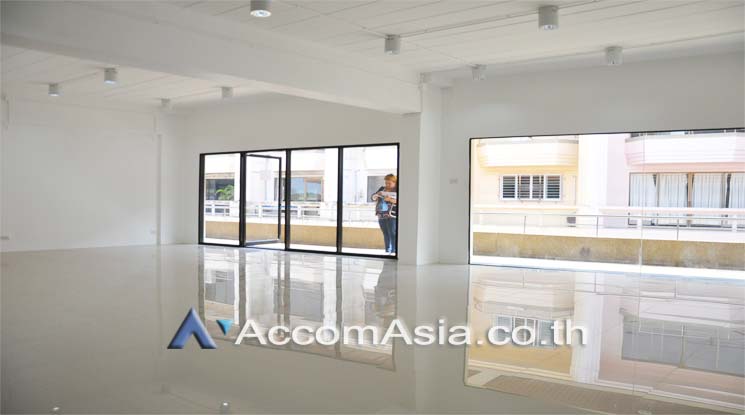  1  Office Space For Rent in Sukhumvit ,Bangkok BTS Phra khanong at Park Avenue AA13947